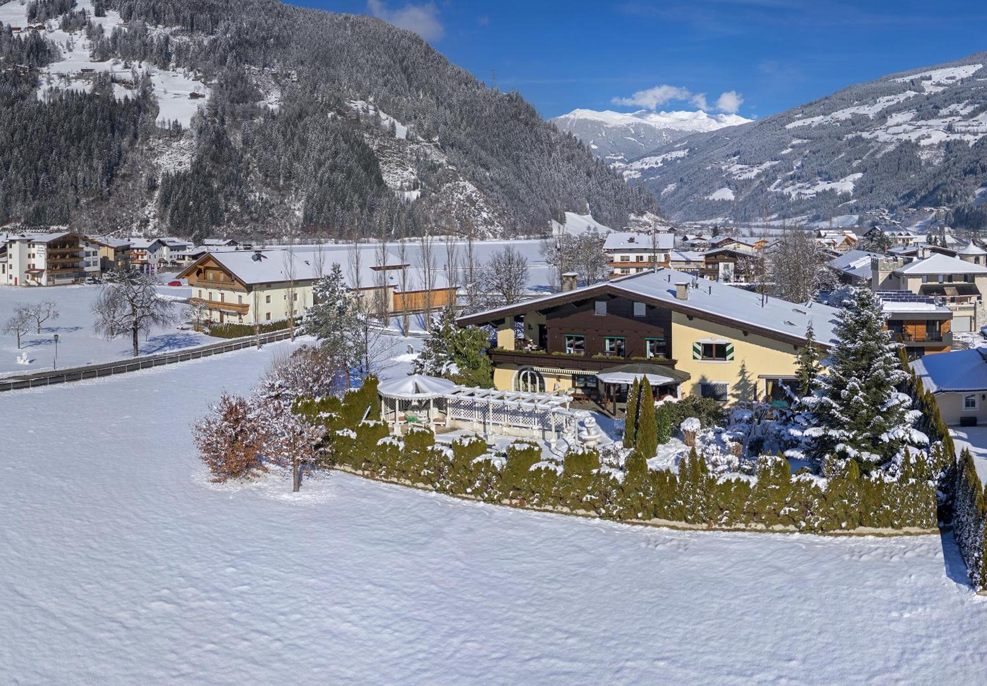 Boutiquehotel Saeumler Zell am Ziller Kültér fotó